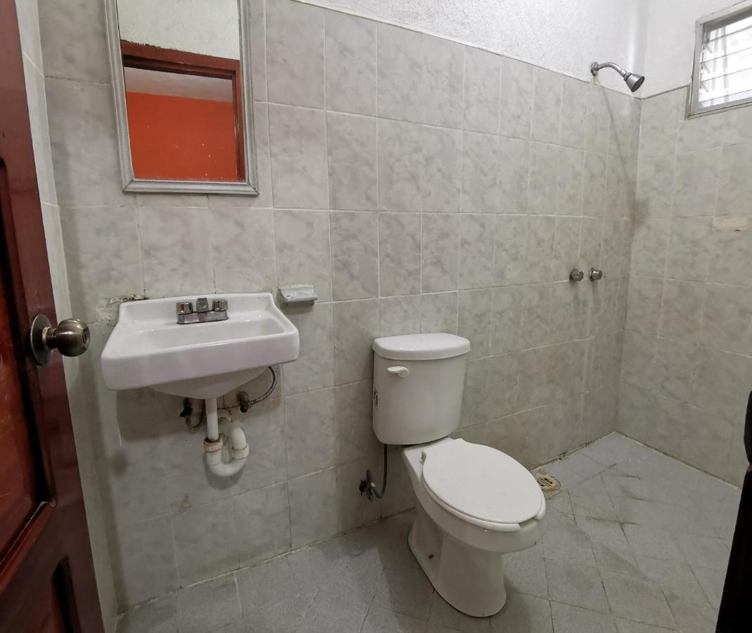 Capital O Hotel Hidalgo Paraíso Kamer foto